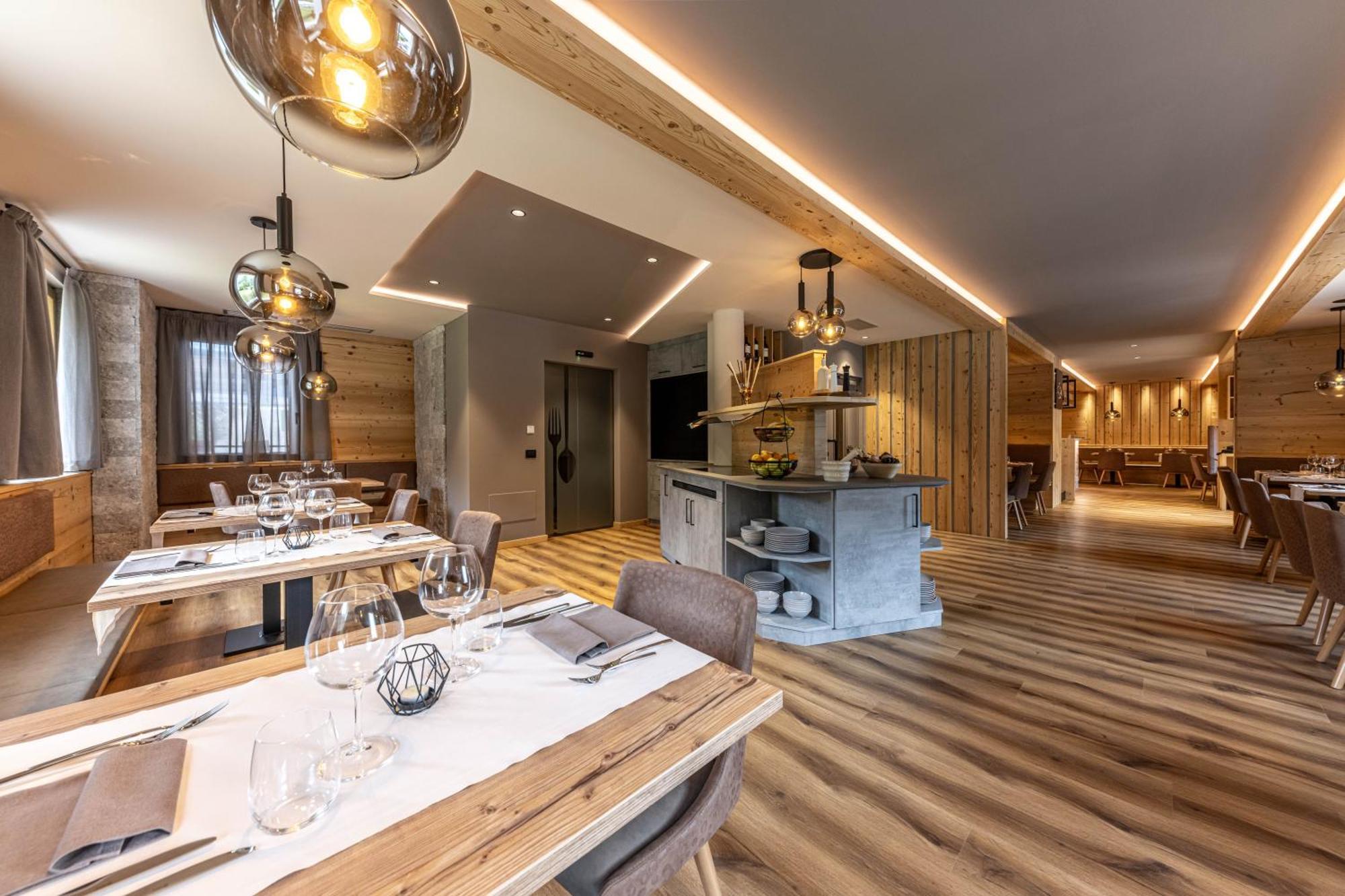 Hotel Laste' Caldes Екстер'єр фото