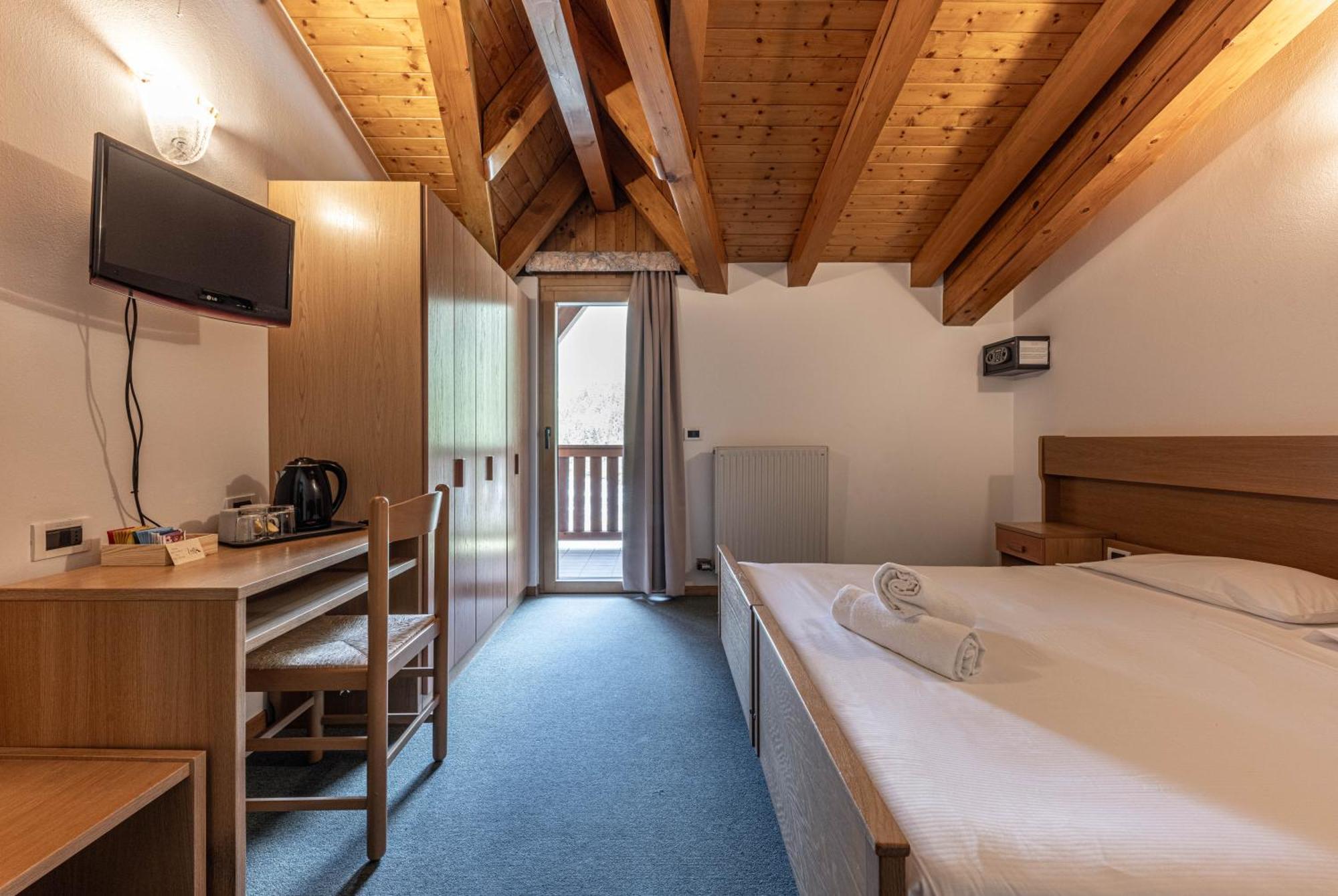 Hotel Laste' Caldes Екстер'єр фото
