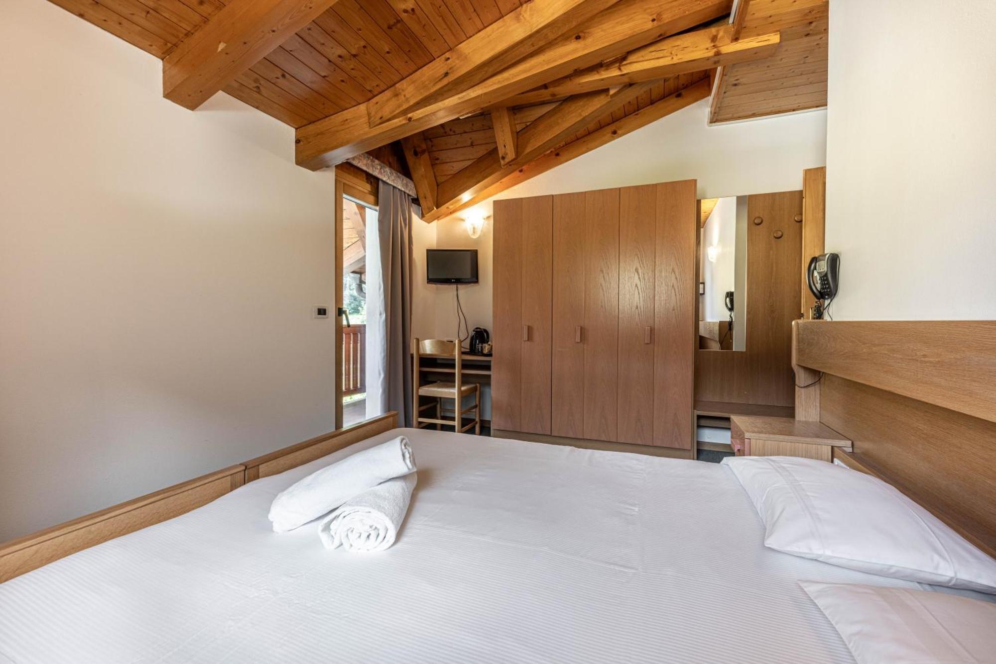 Hotel Laste' Caldes Екстер'єр фото