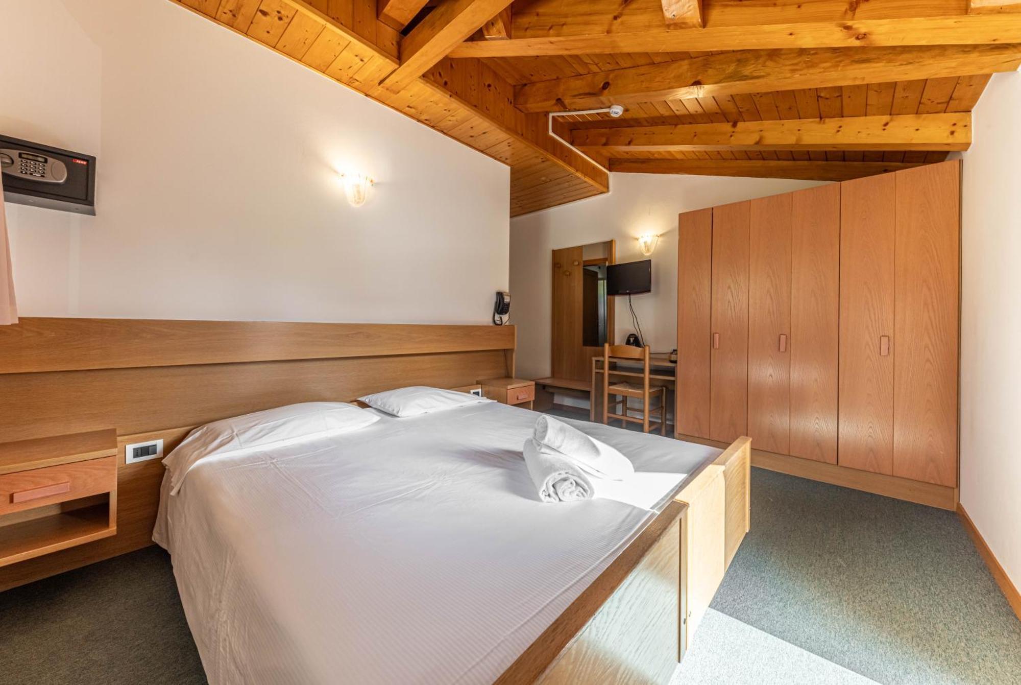 Hotel Laste' Caldes Екстер'єр фото