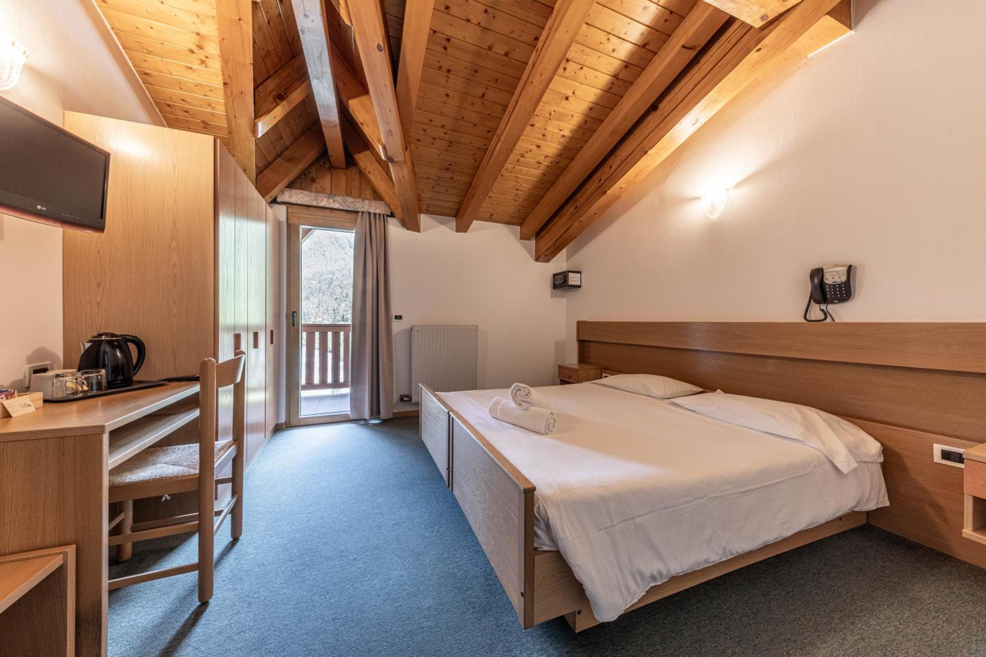 Hotel Laste' Caldes Екстер'єр фото